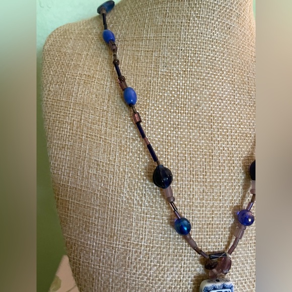 Blue and Brown Beaded Oriental Necklace - Picture 3 of 6